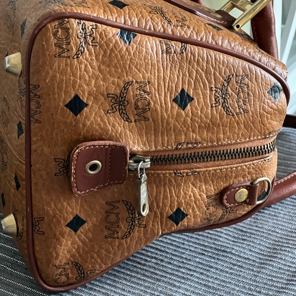 MCM Leather-Trimmed Visetos Boston Tote Bag Authentic EUC  + unbranded dust bag - Picture 6 of 16